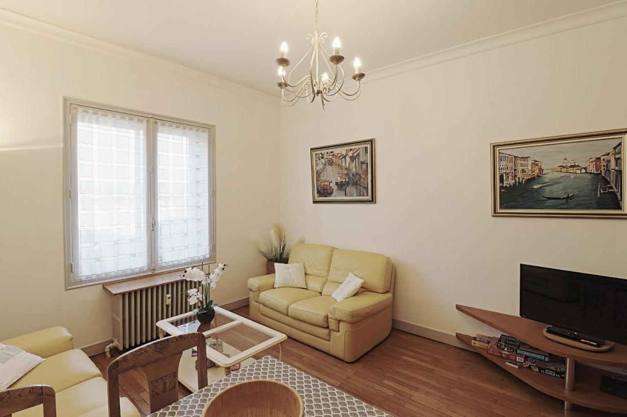 Le Family Lodge 2 Chambres 4 Personnes Classe 3 Etoiles Annecy Exterior foto