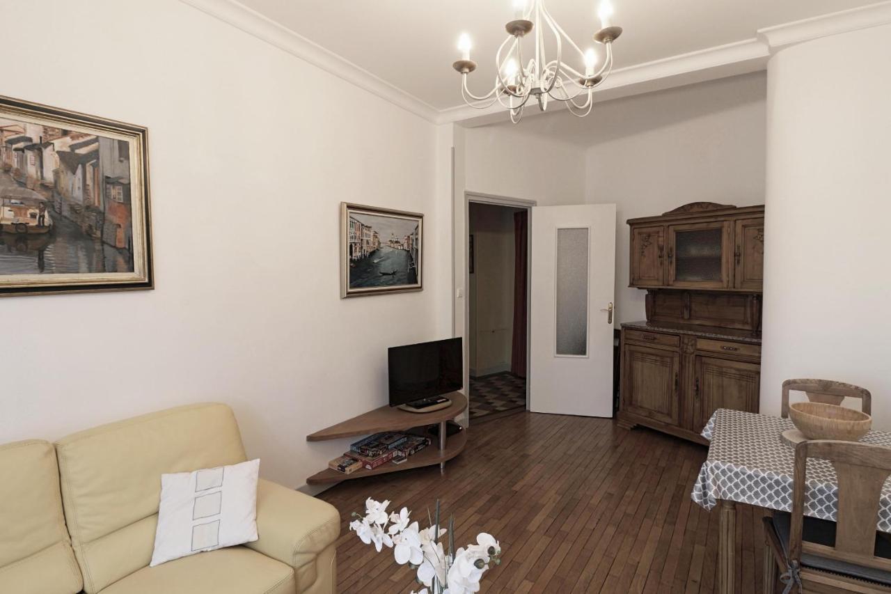 Le Family Lodge 2 Chambres 4 Personnes Classe 3 Etoiles Annecy Exterior foto